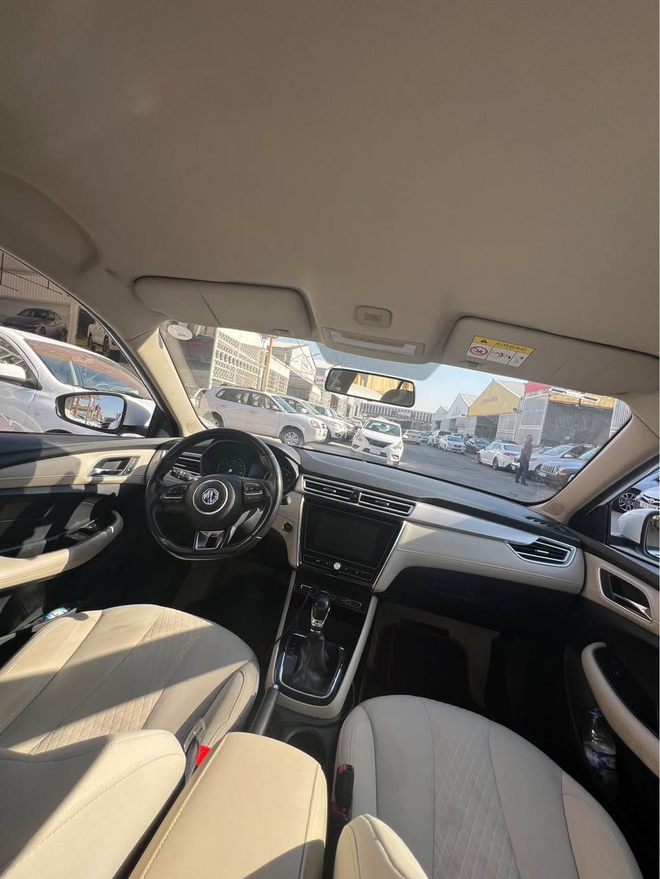 Mg2023
Comfot
بەسمە ناو زەرد شاشە گەورە
تەنها چالەکی لە دۆسە هەیە 
بێ سبوخ بی تەحدیل بێ تەزرە
٦٧٠٠٠ کم رۆیشتیە
*********** أربيل, العراق
