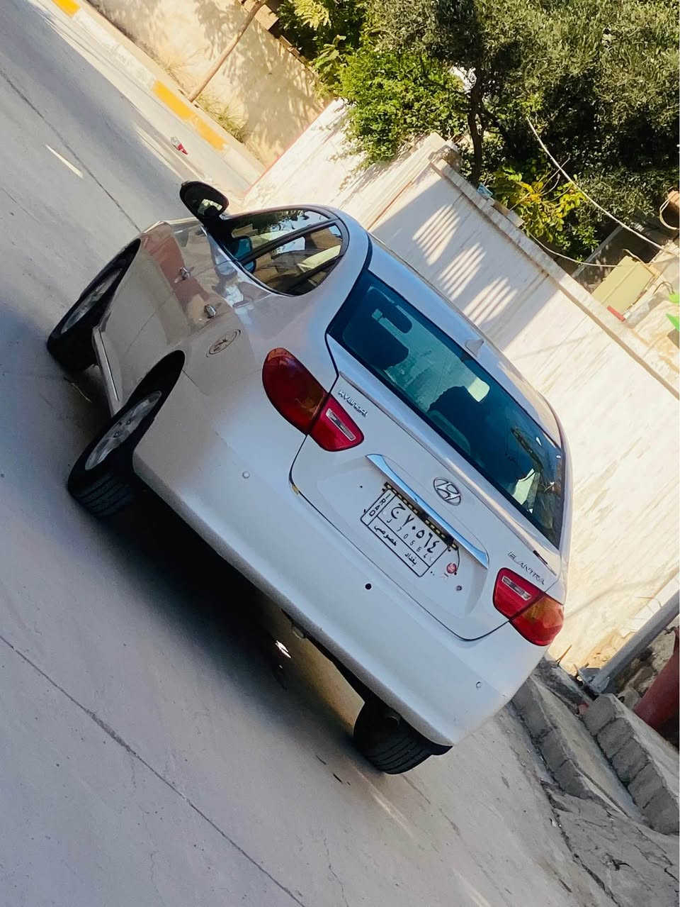 للبيع النترا 2011 رقم بغداد شرط التحويل 
تخم تاير 
كير محرك جدد
تدفئه تبريد
مري شفط
اشاير بالمري 
محرك 1600 
ويل كب 
شاشه كبيره 
كامره خلفيه 
داخل جديد
السياره بيها اربع قطع صبغ ابيع حزام 
بدون دواخل 
للاستفسار الاتصال على الرقم ***********
السعر 90 وبيها مجال بعقوبة, ديالى
