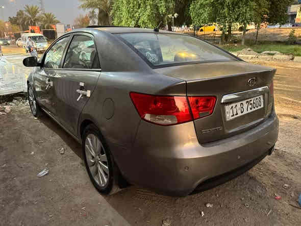 سيراتو خليجي 2012 

سياره احله من صور جديده بي معنا كلمه 

فووول موصفااات 1/1

1-تحكم ستيرن

2-شاشه

3-كامره خلفيه 

4-حساسات

5-بصمه تشغيل 

6- بصمه بوب 

7-تشغيل عن بعد 

8-شاير بلمري

9-مري شفط 

10-فتحت سقف 

11- ويل كب

سياره مزوعه موصفات

سياره حادثه جاملغ وبونيد بدون دواخل 

سونار موجود 

رقم ***********

بغداد البياع 

سعر 105 بيه مجال Colombo
