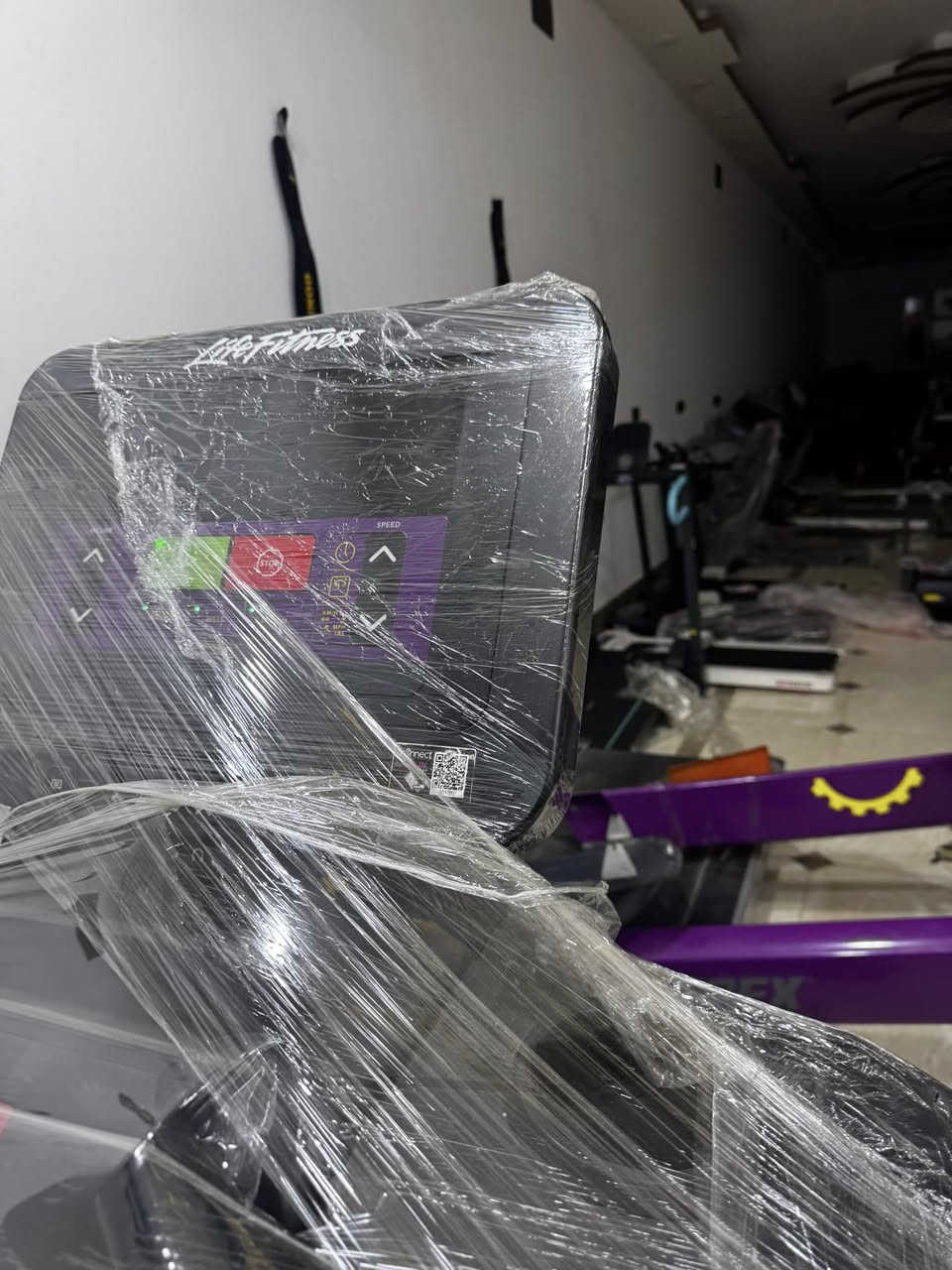 جهاز جري لايف فتنس مستعجل على بيعته 
***********
