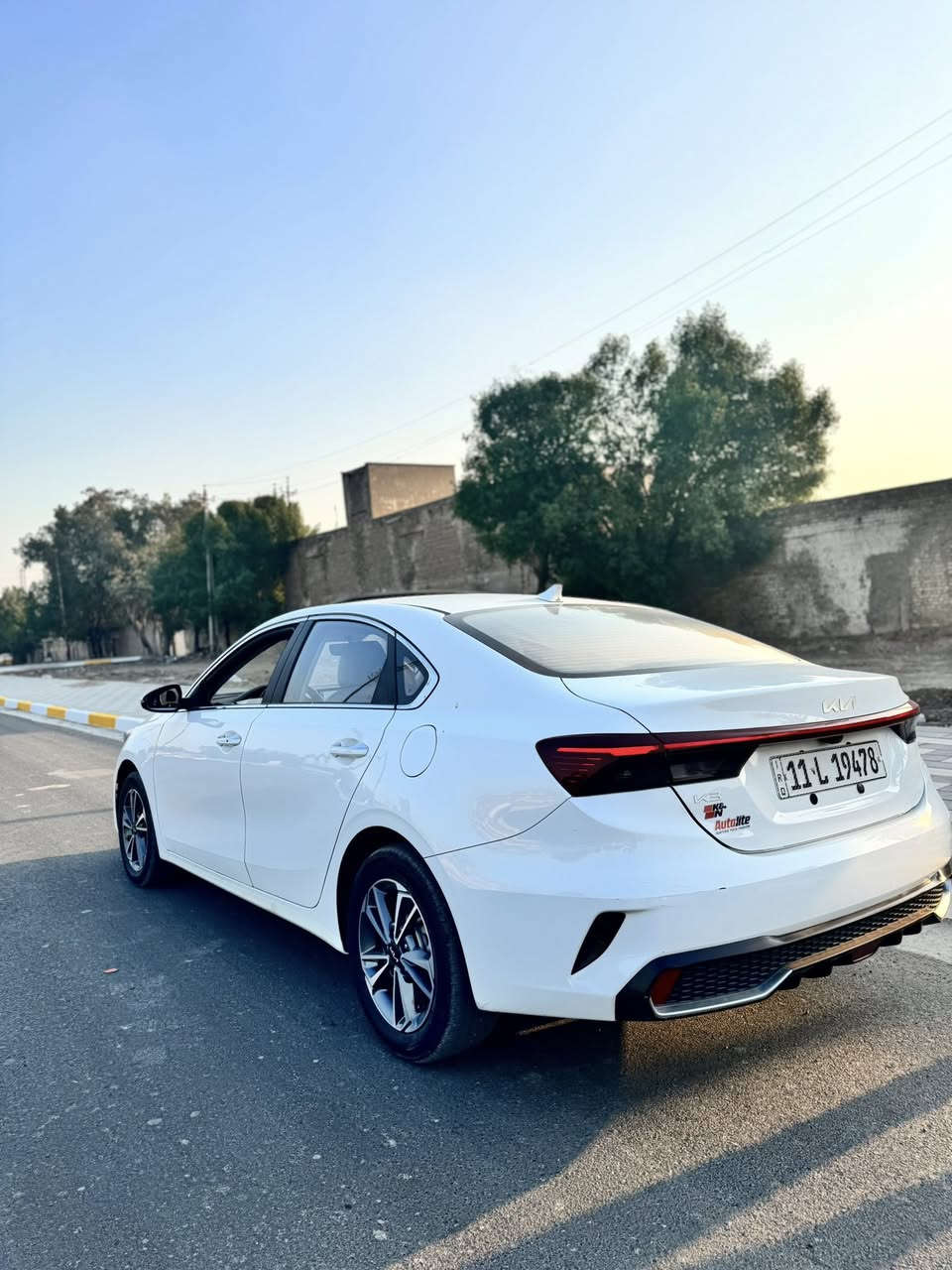 السلام عليكم للبيع
K3 2023 تجميع الصين 
 السياره فول مواصفات 
ومكفوله من من اي شي
داخلهة جلد تبريد قطعتين 
كير ومحرك مكفولات 
السياره بلاديه كلشي ممبدل بيهة
محرك 1500 دبل نوزل المرغوب
ماشيه 45 الف 
السعر 143 وبيهة مجال حك الجيه 
العنوان الحبيبية
 ***********
