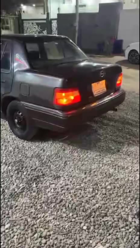 سياره هونداي اكسيل موديل1994 كير اوتوماتيك جامات اوتوماتيك محرك براتون المرغوب قبغ حديد اسود جديد لا صرف ولا بخار شرط تخم تارات جديد كهربائيات شغاله ستير باور تبريد تدفئه سياره كله على البلاد جاهزوا كامله مال بيت مكان كركوك ***********
