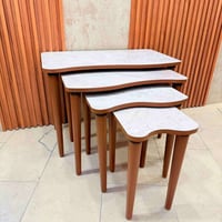طبلّة ٤ قطع • سطح MDF • أرجل بوليمير