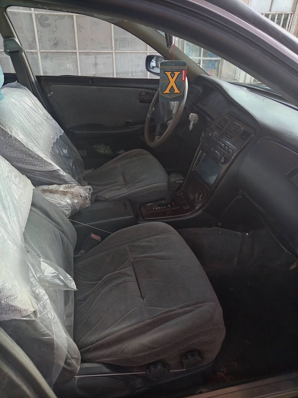 سلام عليكم مارك للبيع السياره مكفوله من الكص والظربه القويه السياره ابلاديه مامصبوغه مكينه ونجي لاتنقيص ولاتبخير حداديه تبريد خير من الله رقمه صلاح الدين دولي صارله عشرين يوم من اداورت مكان السياره الديوانيه قظاء الشاميه  45 اوبيه مجال ***********
