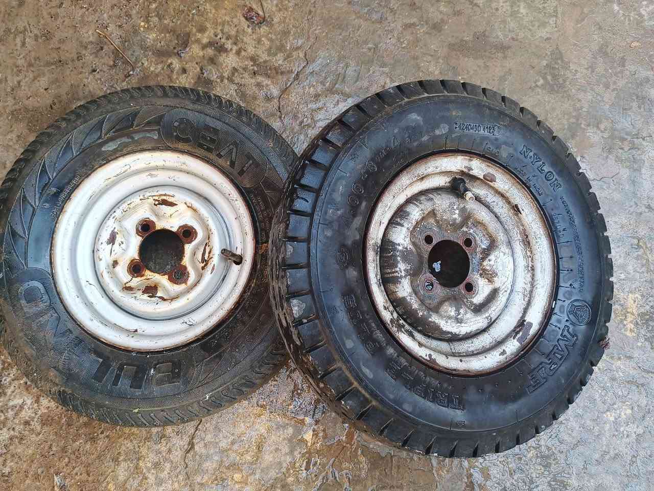 اوياله تكتك اثنين نضيفات ونشره اطول من 5 مترات جبيره ابيض او اصفر قيم بل يرضي الله واخذهن


**إذا كنت صاحب هذا الإعلان وتريد حذفه لأي سبب، رجاءا أرسل رسالة إلى الدعم الفني**