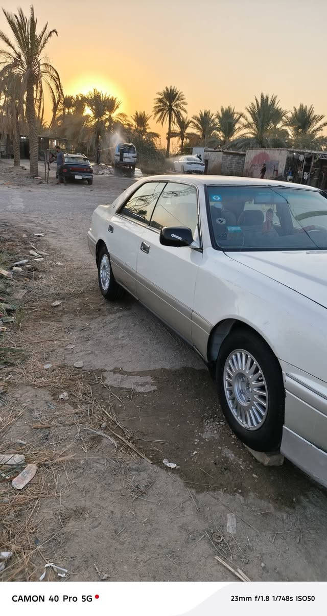 سلام عليكم راس الثور للبيع سياره بيها كصتين سياره بأسمي السعر 68بيه مجال رقم دولي  والكير بي النمره الثانيه تعلك  مكينه خير من الله حداديه 80/100 مكينه 3000 الرقم ***********مكاني الحله القاسم
