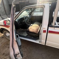 بيك أب نيسان موديل ٢٠٠٢  مصبوغه عام  جاملغ الأيمن مبدل والباقي مكفول م...