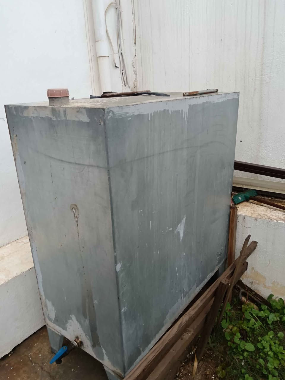 ‎✅ بيع تنكي نفط جديد مستعمل قليل 🛢️. 

✅ 550لتر.
✅***********.
✅ ***********‎ كركوك, العراق
