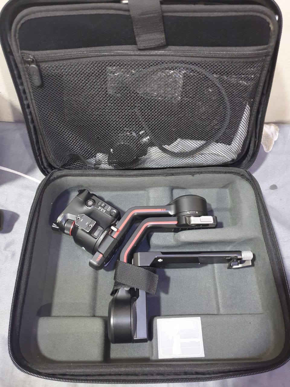 معدات تصوير للبيع كل صوره مكتوب بيها السعر والتفاصيل لا تجي تسأل على السعر
المكان بغداد حي الجهاد 
***********
