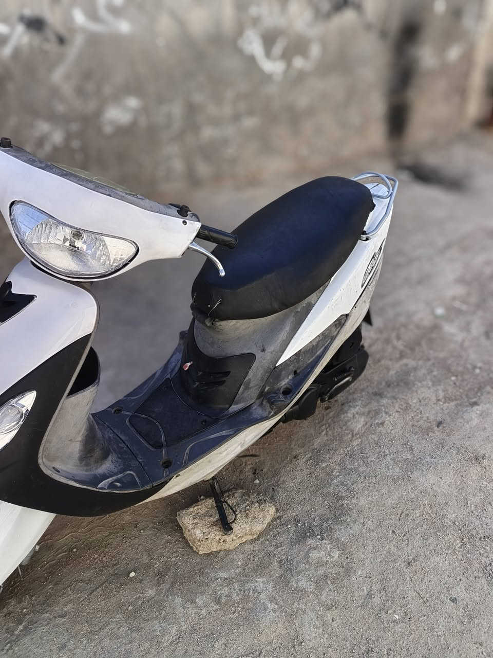 ماكس منغولي لبيع نضيفه كلشي شغال بيه سلف هندر لايت مكينه درجة خير من الله ناعمه كفرها اصلي سعرها  مناسب 375 مكان ناصريي مركز وشراي ***********يتصل عله رقم
