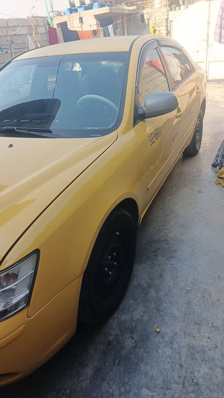 السلام عليكم سوناتا 9 امريكيه ومكينه وحداديه وتحويل مباشر ورقم بغداد ومكان بغداد *********** والسعر 95 سياره حلوه مال جناي
