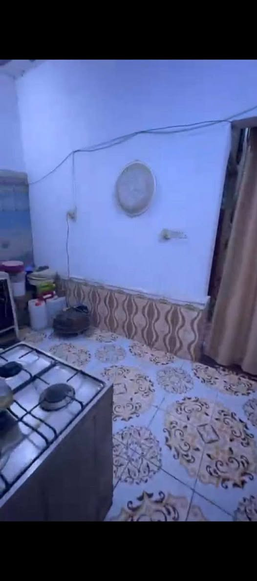 خاص في مكتب عصام للعقار 🏪

بيت للبيع ✅

مطلوب مبادرة✅ 

المساحة ١٠٠م النصف الخلفي📉

ملاحضه💢(بناء نضيف بلوك السقف عكادة)

طابو صرف 🧾

السعر 

النقد ٢٣

مطلوب ٥٤

التسديد الشهري ٢٤٠ آلف 

العنوان📍 حي الفداء قرب المدرسه الصينه 

للأستفسار ☎️***********
