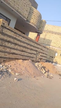 خلفه لبخ ومخمر ونثر وجص درجه اولى والتزام بل الموعد متفرغ لعمل 0782693...