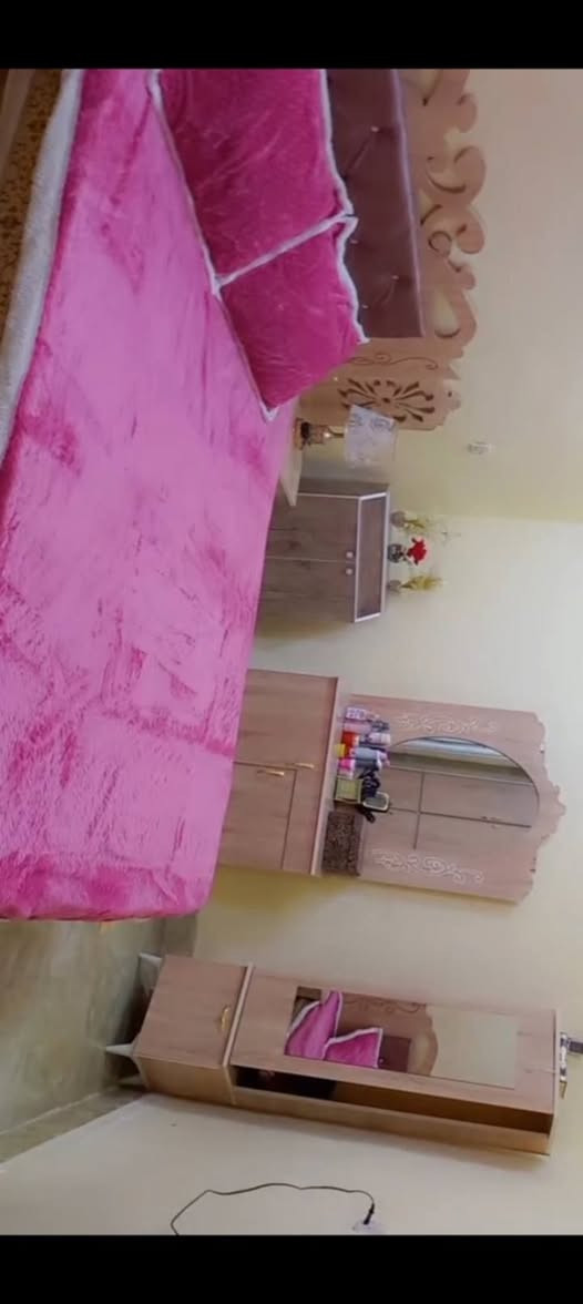 سلام عليكم غراض للبيع السريرجديد هزازلحد عمر ٦ سنوات ويا دوشك
غرفه نوم كامل ب٤٠٠ بي مجال بسيط لان اكثر من قطعه كاونتر للبيع ب ٧٥ بي مجال سنك وملحق وحد والكاونتر وملحق مالته وحد يعني تكدرين تفصلي


**إذا كنت صاحب هذا الإعلان وتريد حذفه لأي سبب، رجاءا أرسل رسالة إلى الدعم الفني**