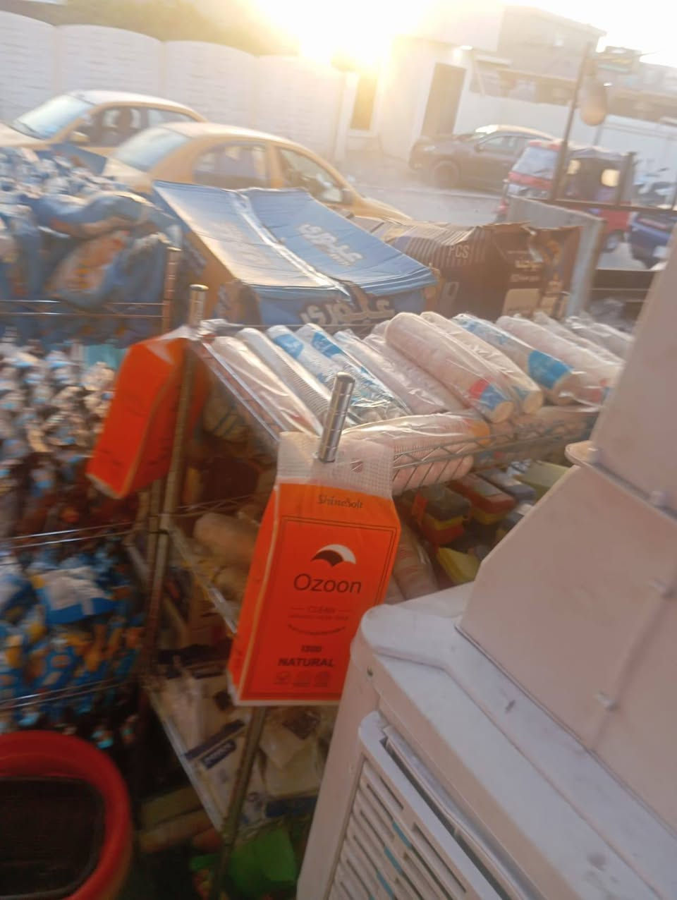 للبيع بالكامل  رفوف والبراد والمبرده  محتوياتها
ليحب يشتريه يدخل خاص. والسعر مناسب جدآ
لضروض طارئة  الله شاهد خير من الله العنوان كميره. مدخل حجي صبر. رقم الهاتف ***********
