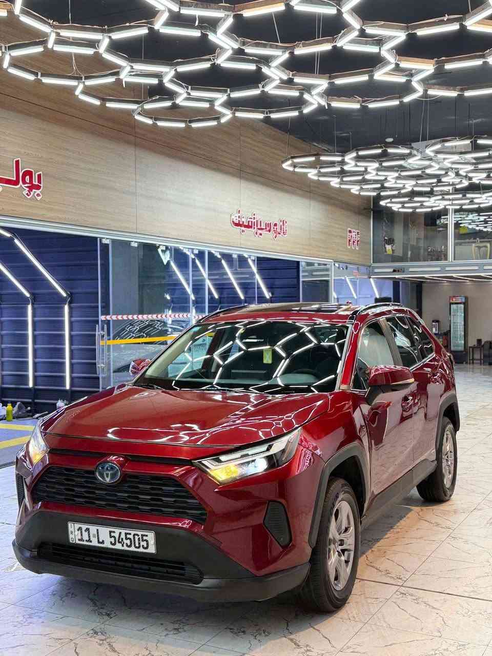 السلام عليكم.... سعر مناسب 
TOYOTA  RAV4 HYBRD
XLE  
لون ماروني 
موديل 2022
فول مواصفات  هايبرد 
محرك 2.5  H 
عداد   62الف  M 
مواصفات السيارة 
بصمة  تشغيل وأبواب
فتحة سقف 
انارة الداخلية ثلجي 
سماعات JBL
 دبل لدى امام بروجكتر 
رادار أمامي وجانبي وخلفي
مانع تصادم
صندوك كهرباء 
جام أربعة اوتو 
لايت اوتو 
شاشة كبيرة كامرة خلفية دوارة 
شاشة ابل كار بلي 
اشاير مري 
مانع انزلاق 
فور ويل 
٣ وضعيات للقيادة  ماوس 
تحكم استيرن فول
 مثبت سرعة واوامر صوتية ورادار تفاعلي وتحديد مسار شاشة اعطال حساس اطارات 
سيارة نظيفة 
حادث بالمنشور موجود
سيارة رقم بغداد هزة جديدة 
ورقم الدولي 
ماشية 65الف مايل 
السعر / 18800 $
للاستفسار / ***********
