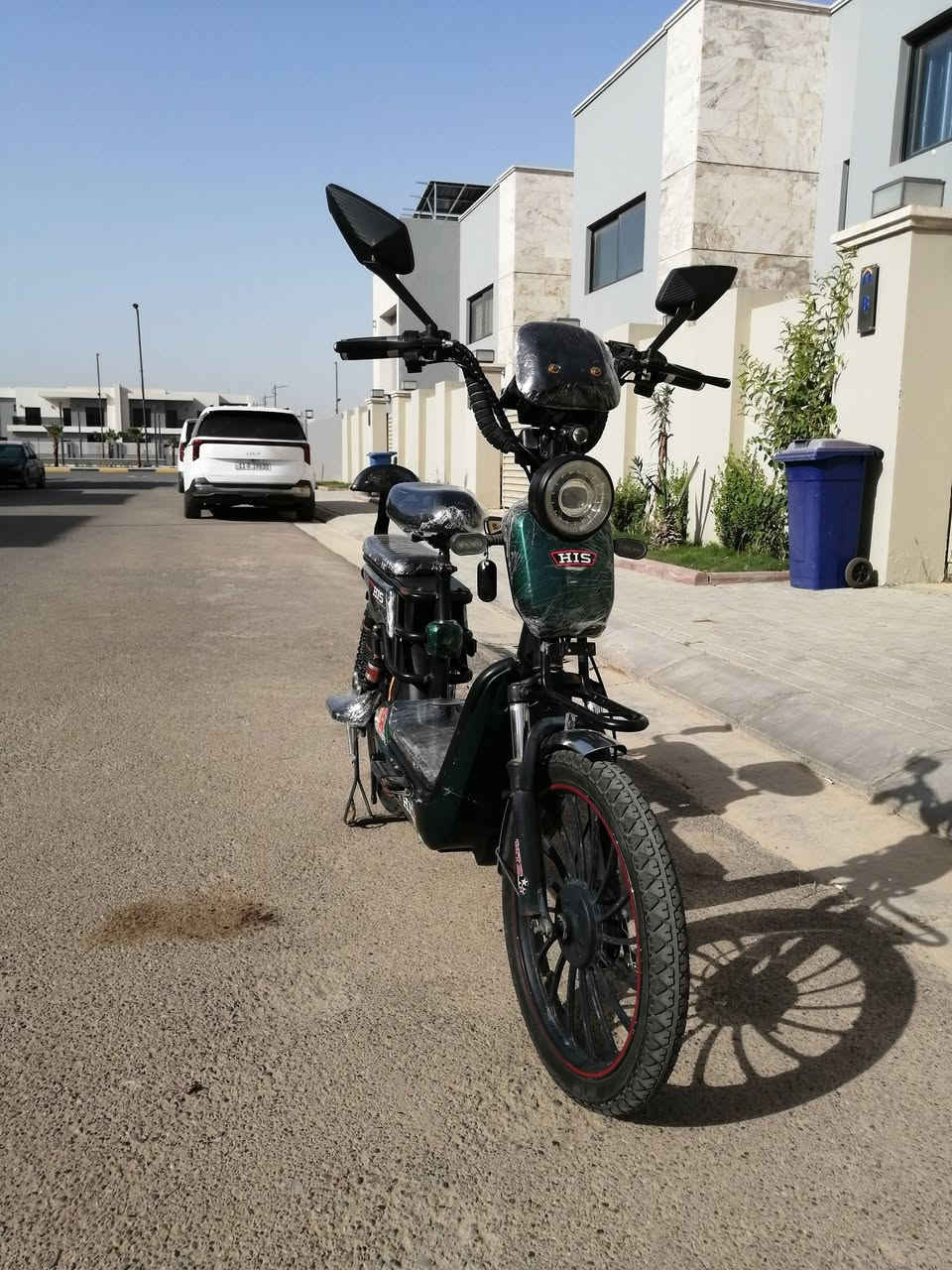 السلام عليكم دراجة للبيع حجم ٢٠من شركة Hlsنضيفةمثل ماموضح بل صور ٣سرع سريعة كلش بيهة بلوتوث اولايت زنون السعر ب٣٠٠وبيهة مجال بسيط


**إذا كنت صاحب هذا الإعلان وتريد حذفه لأي سبب، رجاءا أرسل رسالة إلى الدعم الفني**