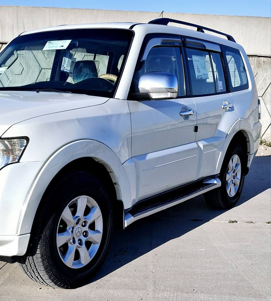 من رخصت مدير الكروب المحترم السلام عليكم باجيرو  ٢٠١٠ حبتور وارد خليجي رقم بغداد تحويل مباشر مكفوله كفاله عامه بدون صبغ بدون تبديل مكينه  ٣٥٠٠ المرغوبه السياره فول مواصفات كراسي جلد كهرباء دمام خلفي فتحه سقف ثلاجه بالفرس شاشه كامره خلفيه مرايات شفط اشاره وترحيب تحكم استيرن ثلاث جهات زراكات لايت  تبريد ثلاث قطع سبعه راكب داخل عسلي صاج  كير مكينه شرط مامفتوحات صدر أمامي وخلفي جديد تخم تاير تبريد ثلج السعر   ١٣٤   بيهه مجال الاتصال   *********** مكان بغداد بغداد, العراق
