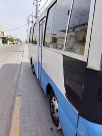 كوستر • نيسان • مديل 2002 • رقم انكليزي • مكينه فيفيتي 300 • كير عادي ...
