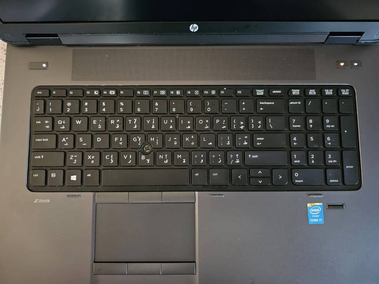 نوع الموديل:HpZbook
ويندوز 10 برو 64بت

حجم الابتوب :(17)

المعالج :Intel(R) Core i7 - 4700 2.40GHz(8CPUs)

رام :(24) جيجا

هارد :(2 تيرا SSD)

كرت شاشة داخلي (2)جيجا +

كرت شاشة NIVIDIA Quadro K3100M  (4) خارجي

بي gata 5  +يشغل كل الالعاب القوية

السعر ٣٥٠


**إذا كنت صاحب هذا الإعلان وتريد حذفه لأي سبب، رجاءا أرسل رسالة إلى الدعم الفني**