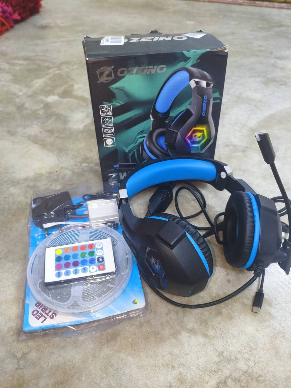 سماعة كيمنك وا نشرا جدارية بسعر 25 الف يجي خاص او واتساب ***********
