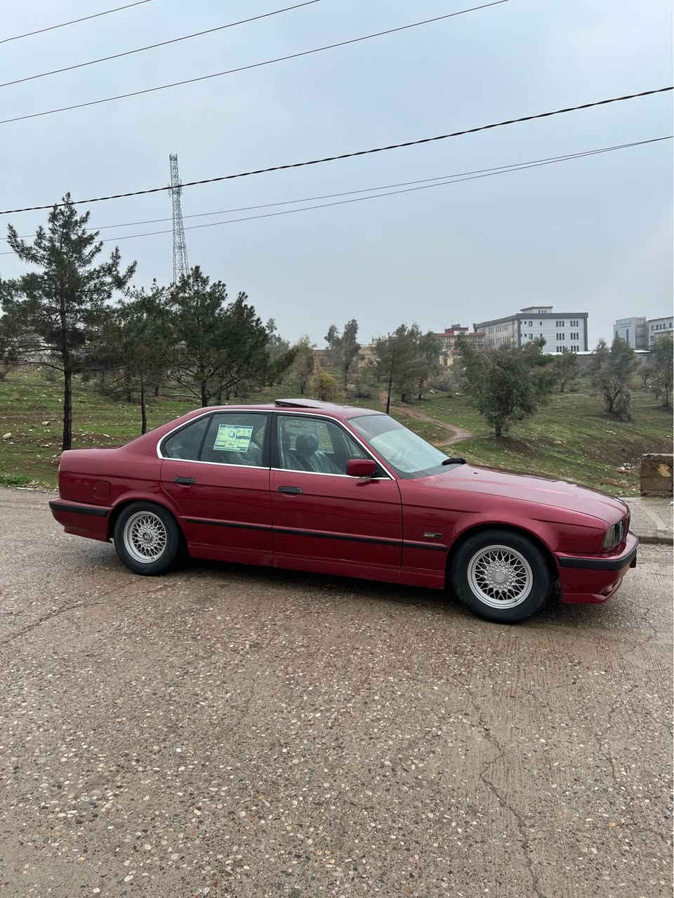 سلام عليكم 
لبيع BMW🔥
✈️525Aiاصل
موديل 1992
لون ماروني 
مسكر  بلادي. كير اوتوماتيك
فتحه سلايد
كشنات جلد و قماش
ستيرن ارباگ
بجم عريض
دعاميات m سبورت
تايرات ويل خليه   جديد
سيارة مصبوغه عام جماليه جديد 
طخم + حداديه جديد 
رقم سليماني   رقم و سنويه جديد
كير و محرك. ب شرط
تحويل ب شرط غرامات مابيها
————————————————-
عنوان :عقرة قريب موصل و اربيل 📍
رقم تلفون 📞 
    كورك👈***********  
أسيا👈***********
***********
واتساب موجود علي كورك📲 أربيل, العراق
