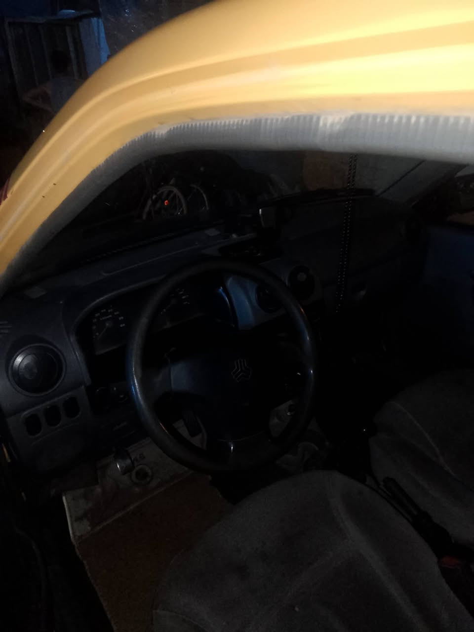 السلام عليكم سايبا موديل 2015 كله ابلاد مابيه صبغ ولاضربه بسمي مصفره هيه اوغرامات تخم تاير السياره بيه نواقص قليله مكان الوزيريه قرب جامع النداء مكينه كير خير من الله السعر 33 بيه مجال ملاحضه تك شاصي فطر قليل بعده ممصلح بصيط جدا ***********
