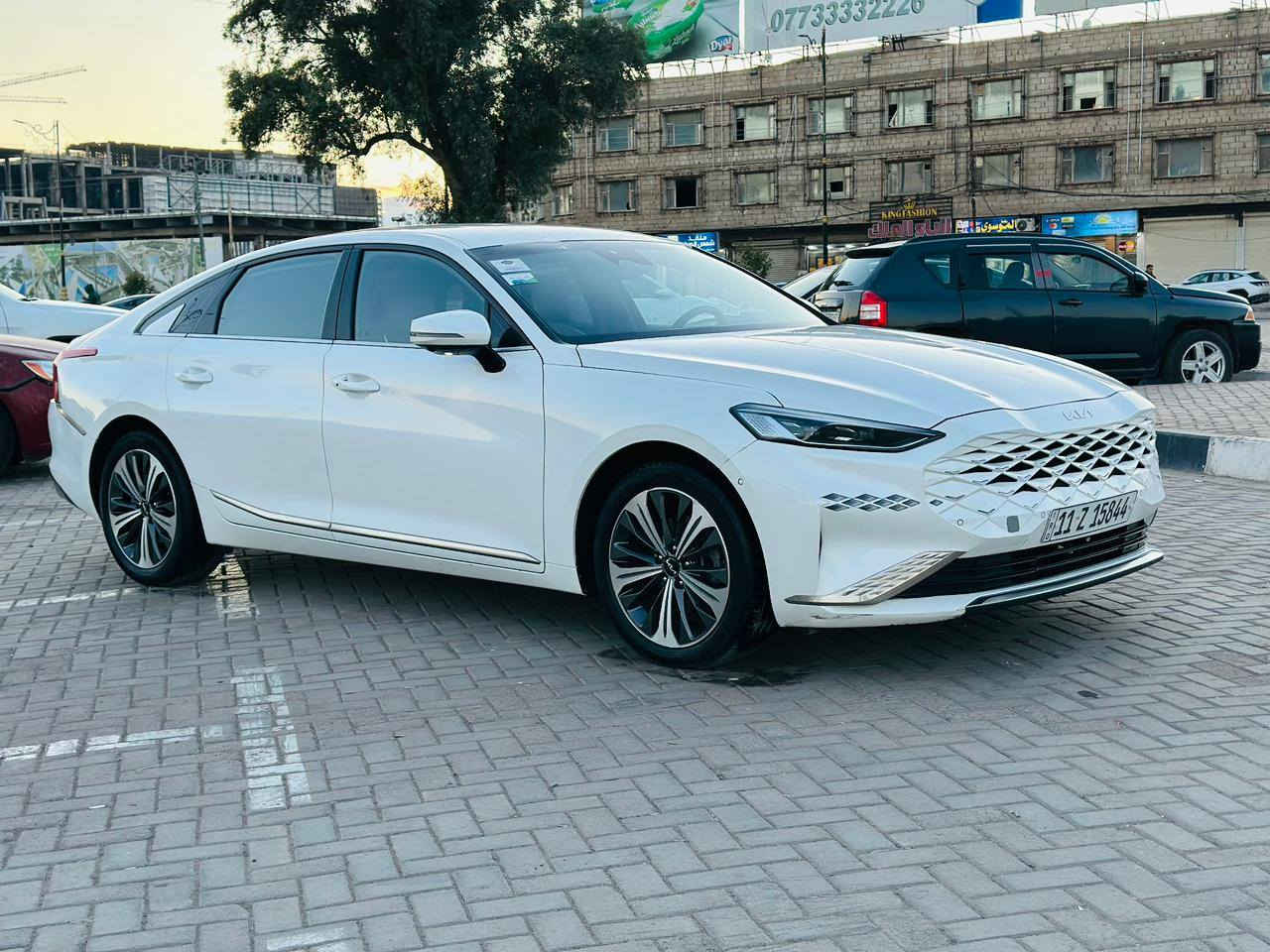 🚗 للبيع للستفسار***********
📣 كيا K8 هايبرد – موديل 2023

🌍 المدينة - كربلاء - حي ضباط

السعر 188
✅ المواصفات
• محرك 1.6 تيربو هايبرد اقتصادي جداً

• الضرر: جاملغ صبغ فقط
• رنكات 18 إنج
• ناقل حركة أوتوماتيك ذكي
• نظام دفع أمامي
• تشغيل بصمة + دخول ذكي
• شاشة عدادات رقمية كاملة
• شاشة وسطية كبيرة مع نظام ملاحة
• دعم Apple CarPlay و Android Auto
• مقاعد جلد فاخرة
• تحكم طارة متعدد الوظائف
• مثبت سرعة
• كاميرا 360 درجة
• حساسات أمامية وخلفية
• إضاءة LED كاملة
• شاحن لاسلكي
• مكيف إلكتروني مزدوج
• أنظمة أمان كاملة: ABS / EBD / مانع انزلاق / تحذير الاصطدام / المحافظة على المسار بعد موصفات ترجع وتتقدم على ريمونت سياره كومه موصفات شنو تريده بيها
