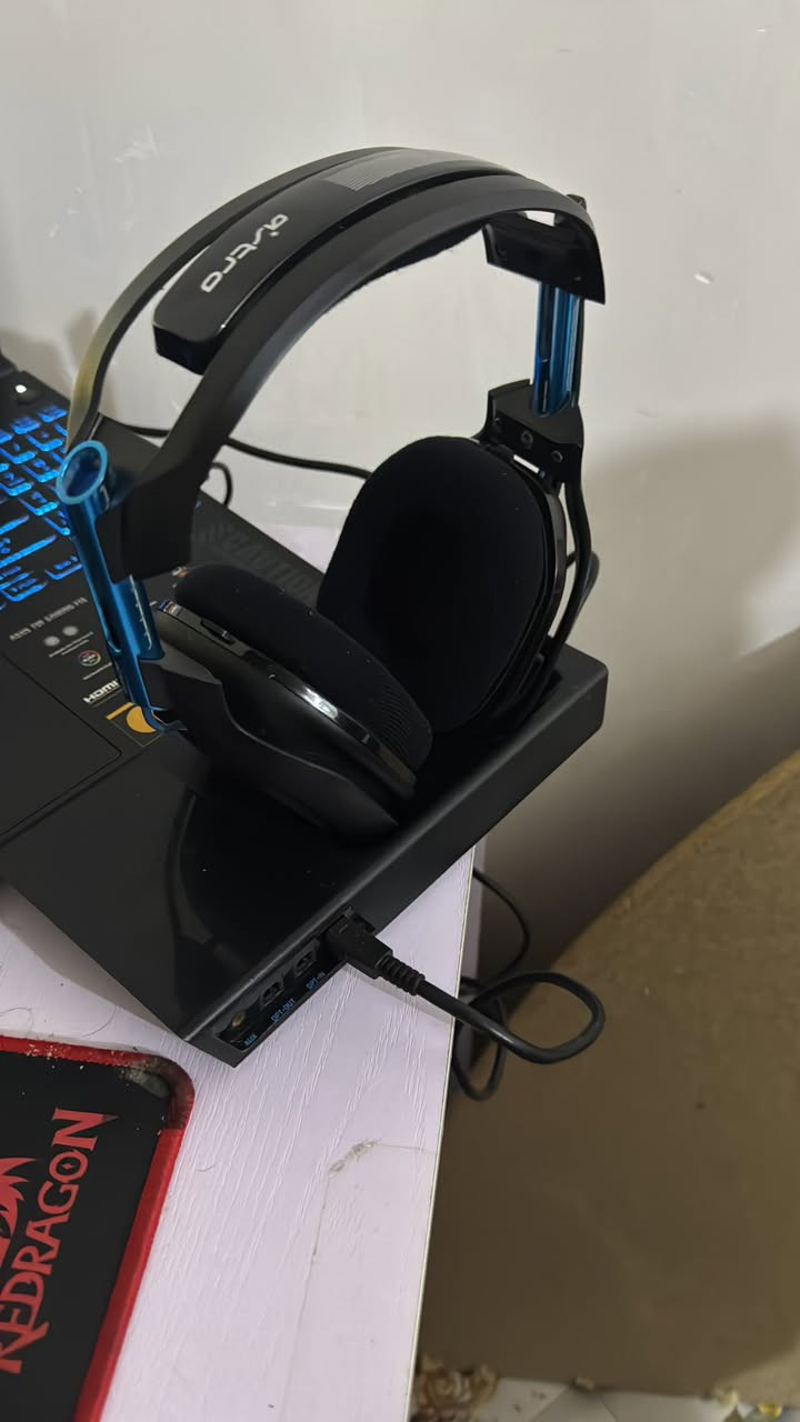 Astro A50 - سماعة استرو للبيع
سماعة استرو A50 الغنية عن التعريف 
بسعر ٨٥ الف 
راسلني اذا تعجبك وتدلل


**إذا كنت صاحب هذا الإعلان وتريد حذفه لأي سبب، رجاءا أرسل رسالة إلى الدعم الفني**