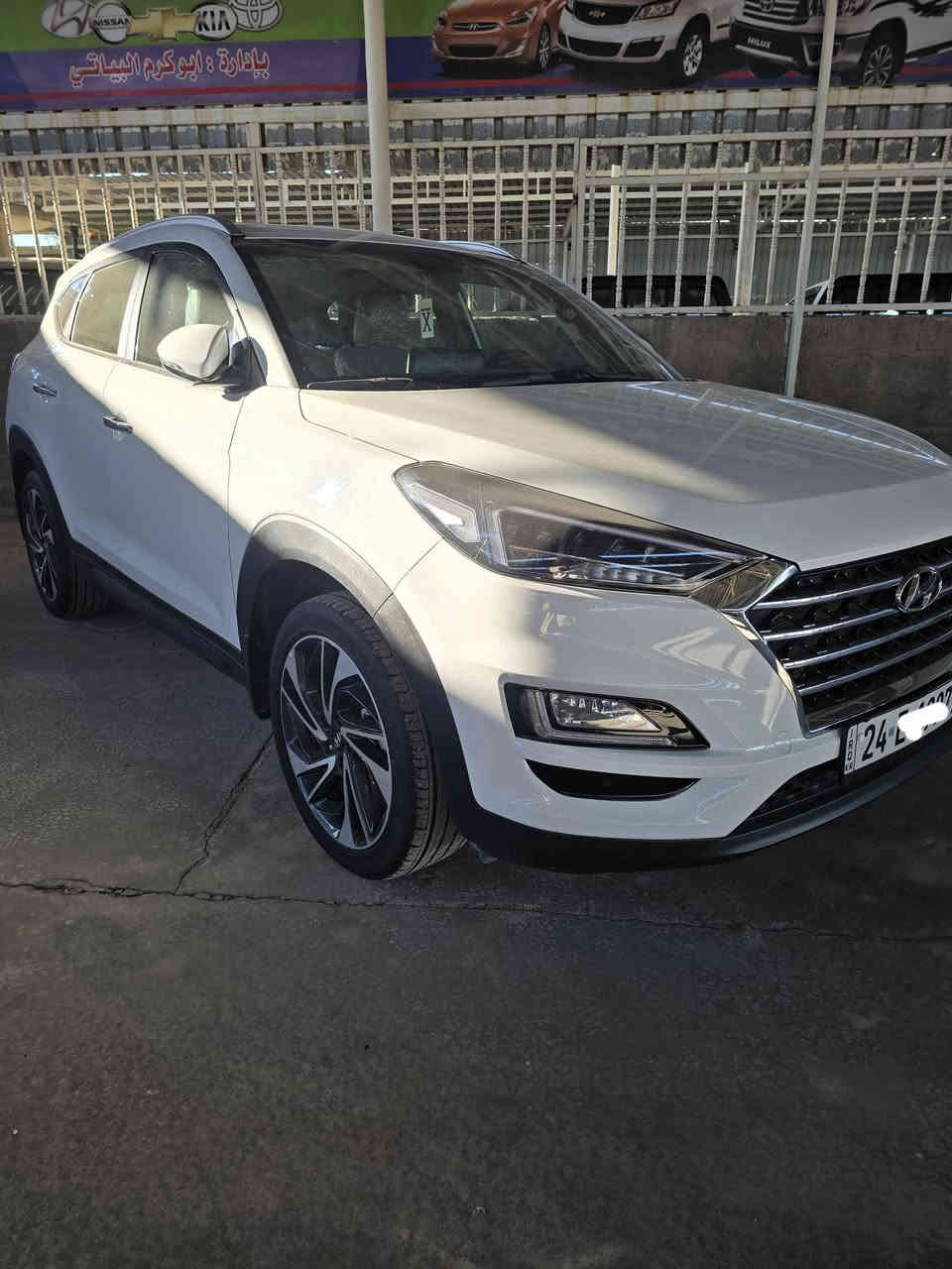 السلام عليكم
توسان جيكي
2020
كفاله عامه من كل شي
سياره جديده
موصفات 
بصمه 
كشن كهرباء عدد 2
كشن جلد
لايت 5 عدسات
ماشي 41 الف حقيقي بشرط
السعر 218
العنوان موصل برطله 
***********
