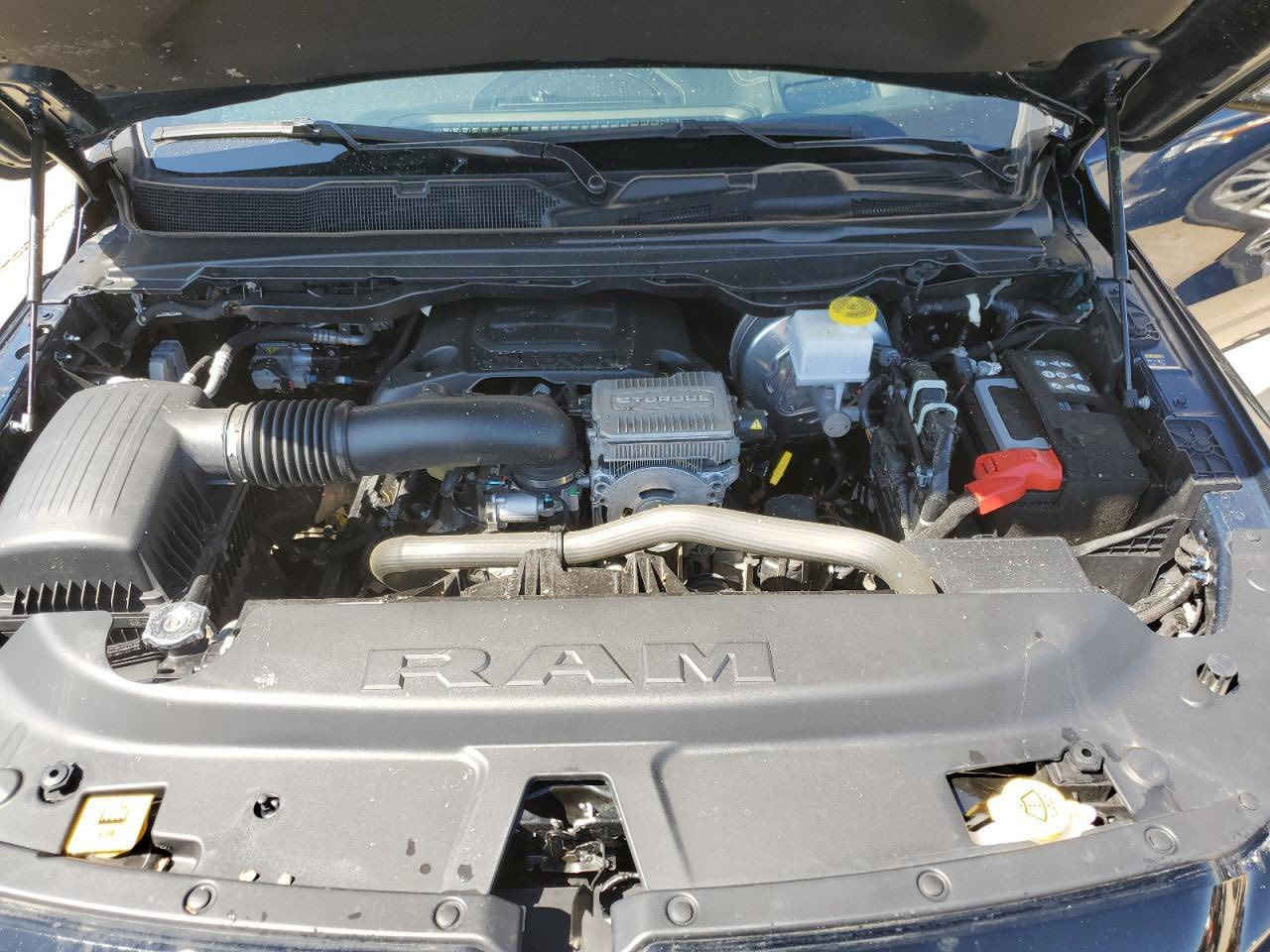 سلام عليكم
دوج رام ٢٠٢٣

سياره فولل مواصفات عده لفتحه 

دوس شفت +مري شفط 

حساسات كل سياره 

جكات تعله وتنصه 

صور حادثه موضح بصور 

حادثه كلش بصيط 

جاملق فقط 

ولباقي سياره كفاله كير محرك حداديه 

سياره احله من أصوره وجديده 

والله شاهد مضمومه ومحد طالع بيهه 

وبل خير عل ياخذهه 

باقي تفاصيل هاذ رقمي ***********
