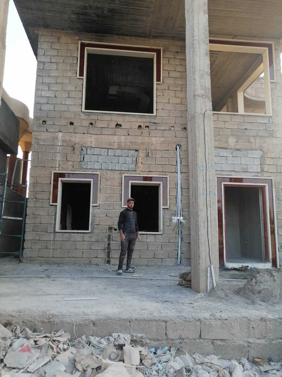 يوجد كادر حجر حلان بسعر مناسب شغل شرط هندسه من يرغب بل عمل يتصل عل خط و الخاص مفتوح ***********
