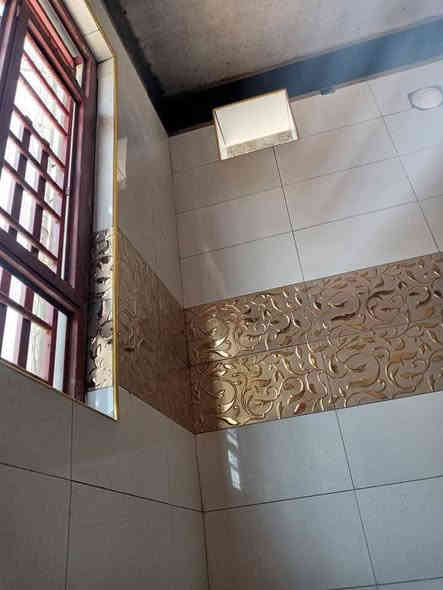 خلفه سيراميك شغل درجة أولى من سماوه متواجد حاليا في البصرة لتواصل ***********
