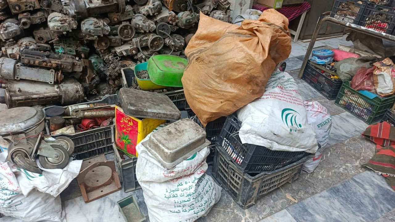 🚨 فرصة قوية للتجار وأصحاب محلات الديزل 🚨
🔥للبيع بمبات/مضخات ديزل🔥كمية كبيرة توصل حوالي 1500 قطعة/أنواع ومناشئ مختلفة (أمريكي$ إنگليزي$ياباني$روسي$فرنسي$ وغيرها)
➕ سبير بارت + نوزلات + گايدات + عدد ديزل +انجكترات
✅ خصم خاص للكميات والجملة
📞 للتواصل: ***********
 ***********
الحاج صادق ابو زهراء
📍 الموقع: (بغداد/الوزيرية)
