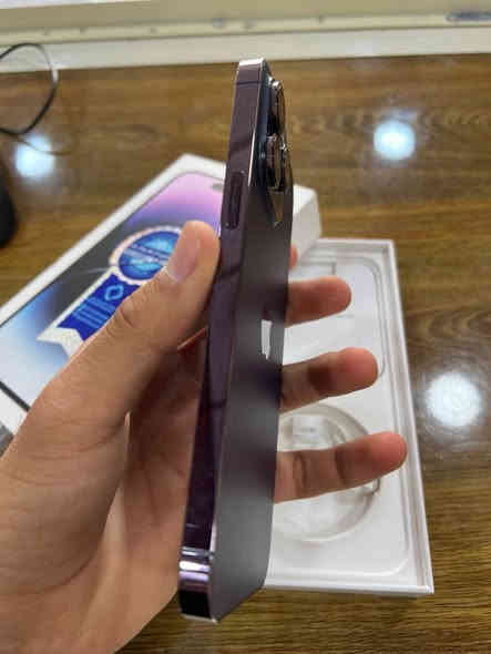 السلام عليكم للبيع ايفون 14broMaxذاكره ٢٥٦بطاريه ٨٥التلفون موضح بل صوره وانضف بعد ع وضع البلاد شخط واحد ما بي رحمه لوالديك مو شراي اعبر المنشور السعر مليون و50خاص موجود ***********
