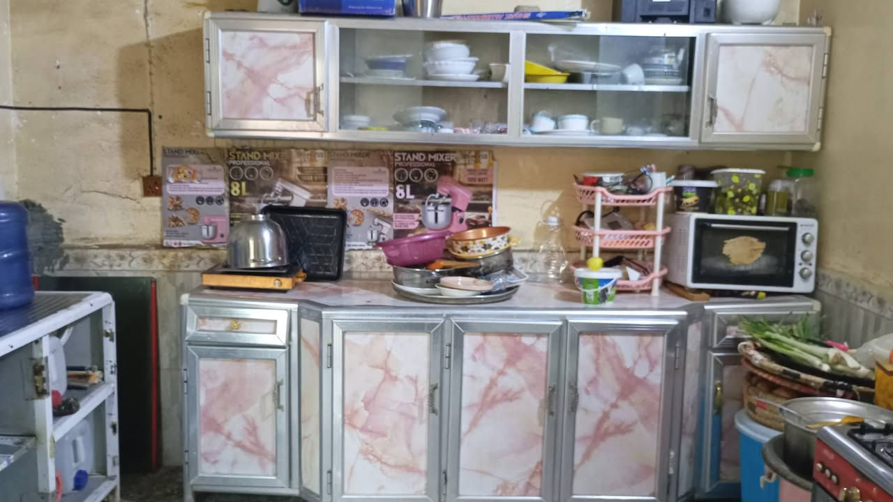 اغراض للبيع
مجمده
اوفن
سبالت ثنين
مشر
مثرامه
كاونتر
وطباخ


**إذا كنت صاحب هذا الإعلان وتريد حذفه لأي سبب، رجاءا أرسل رسالة إلى الدعم الفني**