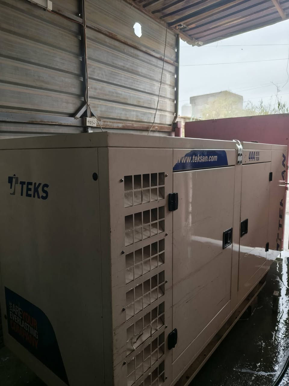 مولد تكسان كاتم
محرك دايو ورأس توليد فرنسي
النضافه 95 %
45 كي في 
ساعات التشغيل 7500 
اي استفسار على خاص او وتساب 
بغداد زعفرانيه ***********
