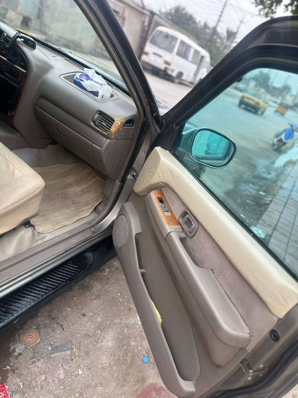 السلام عليكم سياره نيسان باثفندر ٢٠٠٤ محرك وكير وحداديه مكفولات سياره مصبوغه حزام لجماليه محورهه غاز منضومه جديده شادلهه ٨٠ لتر تانكي حلقي بمكان لسبير سياره جاهزه على اخر حبايه  تبريد دفع رباعي كلشي بالسياره شغال الف دينار مذب عليهه السعر ٨٥ اوبيهه مجال مكاني بغداد رقم الهاتف ***********
