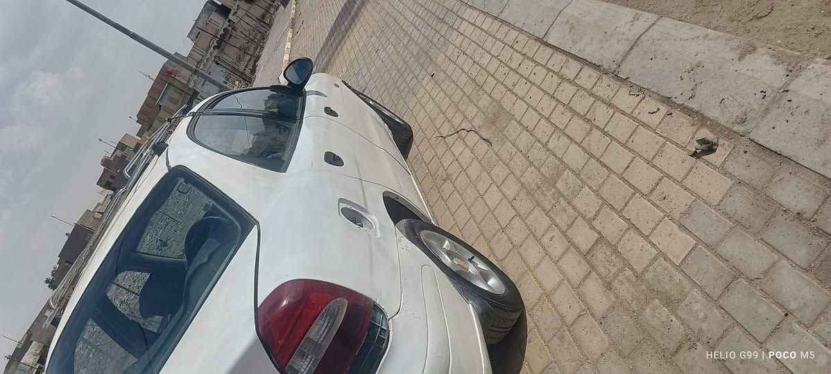 السلام عليكم
سياره دايو نوبرا رقم بغداد موديل ٢٠٠١ سنوي مجدده محرك 1600 تبريد عاطل  محرك بكير بحاله جيده بدون تنقيص رقم الهاتف *********** السياره بل ديوانيه السعر 30 وبي مجال
