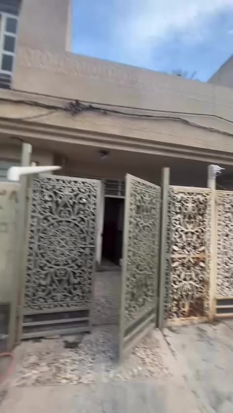 للأيجار65  متر طابق ونص غرفة نوم وصالة ومطبخ وحمام وطرمة شاطئ التاجي منطقة الطي نزال حسينية الصادق الامين نزال 600 متر عن الشارع العام السعر 300 الف ***********
