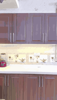 بيت للبيع
المساحه ١١٥م الواجهه ٨ونص ونسأل ١٣ونص طابو زراعي سند ٢٥ ركن مع تشجير ع عرض البيت يتكون من الطابق الأرضي من استقبال وحولي مفتوح ع عرض البيت ومطبخ نظام أمريكي مع غرفه نوم وخدمات مساحه كلش حلوه مع ترك خلفي اما الطابق الثاني يتكون من غرفه وسويت كامل مع سطحين مساحتهم كلش واسعهالسعر ٩٥وبي مجال  العنوان السريدات القديمه بدايه المربع الثالث للإستفسار الاتصال ***********
