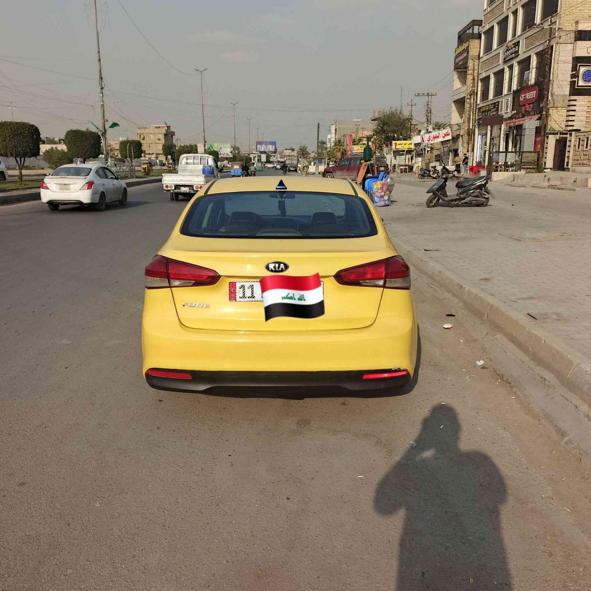 كيا فورتي 2018 امريكي
السلام عليكم ورحمة الله وبركاتة 
كيا فورتي 2018 حادثها بابين جهة السايق باب السايق مصلح نفسه والخلفي مبدل 
تحكمات ستيرن مكينه 2000 دوش كير AT 
السيارة خير من الله ترايها حلو مكينه وكير خير من الله رقم بغداد انكليزي مكاني بغداد العبيدي السعر 120 وبيها مجال سونار موجود اي استفسار الاتصال 
***********
