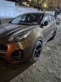 سيورتج 2017 EX بانوراما بصمة تدفئة ستيرن وكشنات سياره  فول وجديدة داخل...