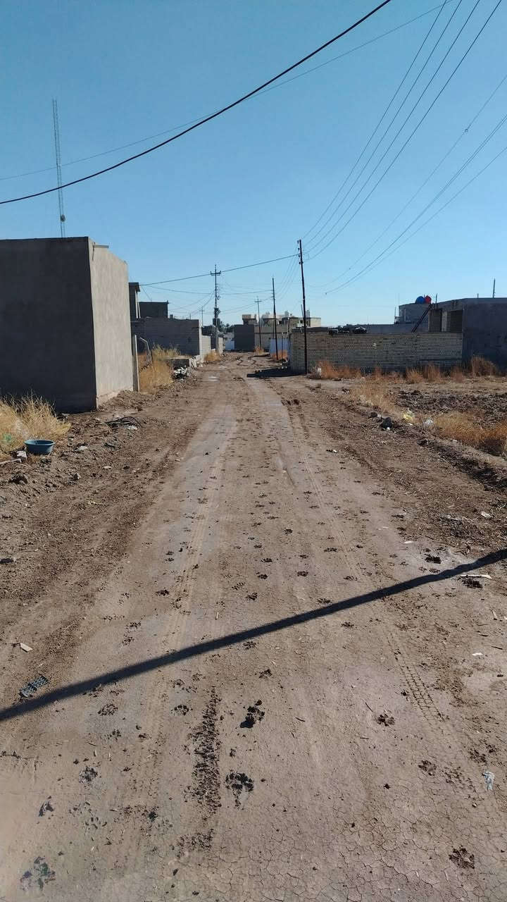 سلام عليكم قطعه ارض وجه ١٥ نزال ٣٦ مساحته ٥٤٠ متر مي كهرباء تبليط عن قريب الي يريده كله ابيع ولي يريد نصهه هم ابيع موقعه بمجمع البيت المميز استفسار أكثر خاص او تصال
***********
