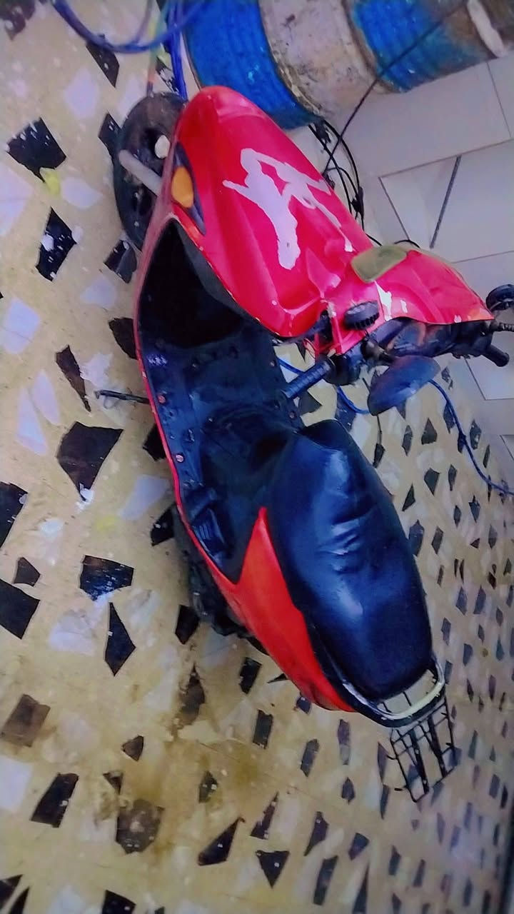 السلام وعليكم
الدراجه للبيع سعرها 250


**إذا كنت صاحب هذا الإعلان وتريد حذفه لأي سبب، رجاءا أرسل رسالة إلى الدعم الفني**