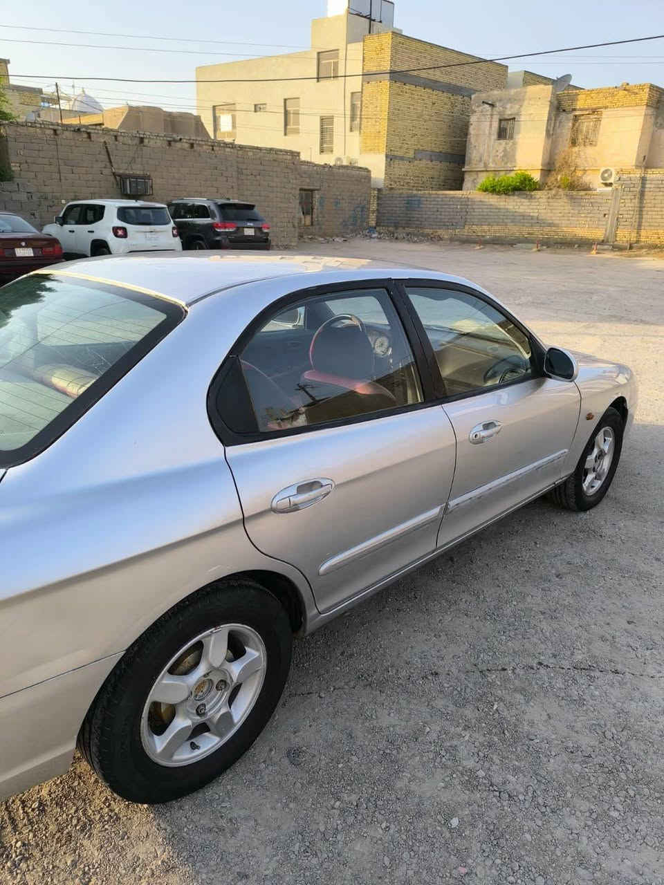 سوناتا موديل 2000
خليجي اربع سلندر تبريد
 تخم تاير باتري  حداديه كهربائيات 100%
السعر 55 ذي قار قضاء الفجر ***********
