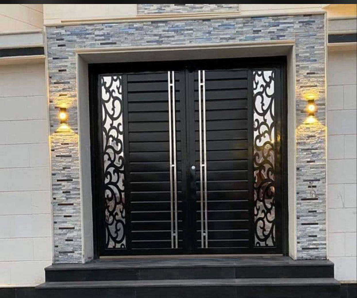 معمل حدادة الاخوين لعمل الأبواب و الشبابيك والمحجرات والسقائف وكافة أعمال الحداده أحدث النقوش والحديد الثقيل الهاتف*********** انسب الاسعار وكافت النقشات ملاحظه (25الف كرسته وعمل المتر الواحد السقيفه صطح البصرة, العراق
