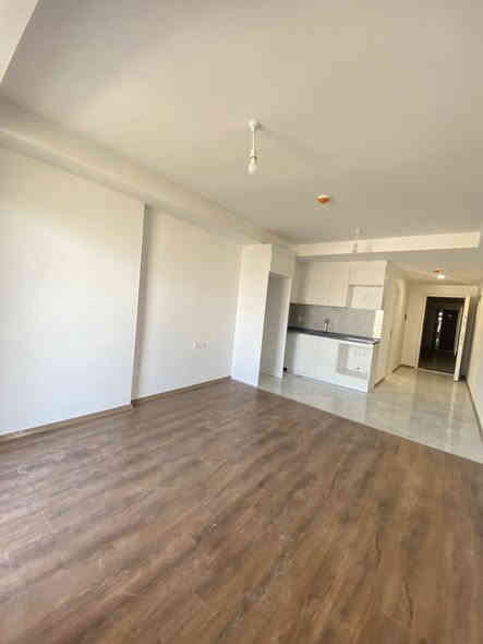 امپاير پيرل 
للايجار / بۆ کرێ

0+1 استوديو 

55م

$300 دولار 

يوجد شقة موثث و بدون اثاث 

ل تواصل واتساب

0750 099 89 89

عقارات مۆنیتەر Monitor Real Estate
