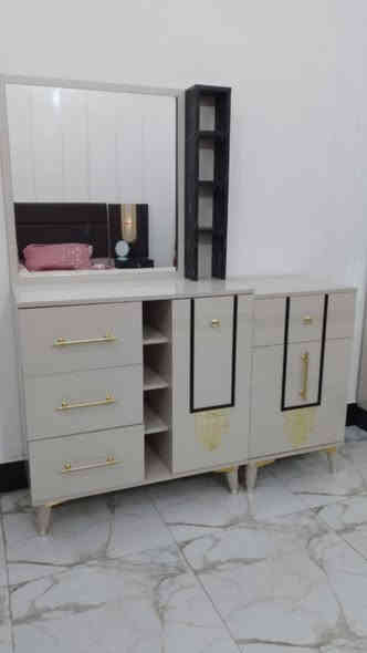 سعرها مليون قفل بدون عملة العنوان الناصرية
