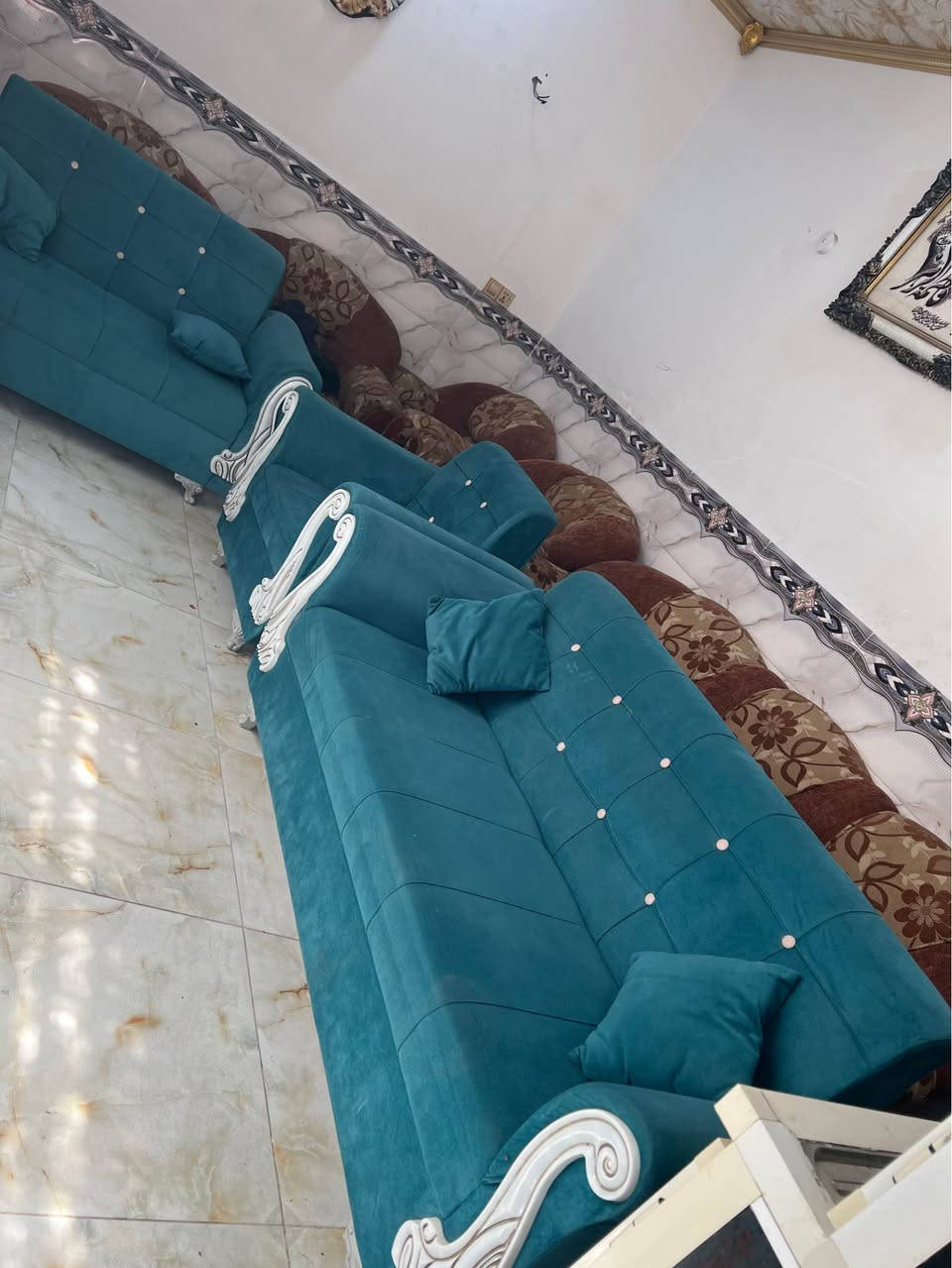 تخم كنبات 10 نفرات تركي مديله حديث ويا كوشات مابي ضرر وكاونتر ابو سنك متر و60 تسكام شراي يتفضل خاص او اتصال 📞 *********** وات ساب النجف, العراق
